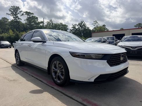 Used 2024 Honda Accord EX image 35