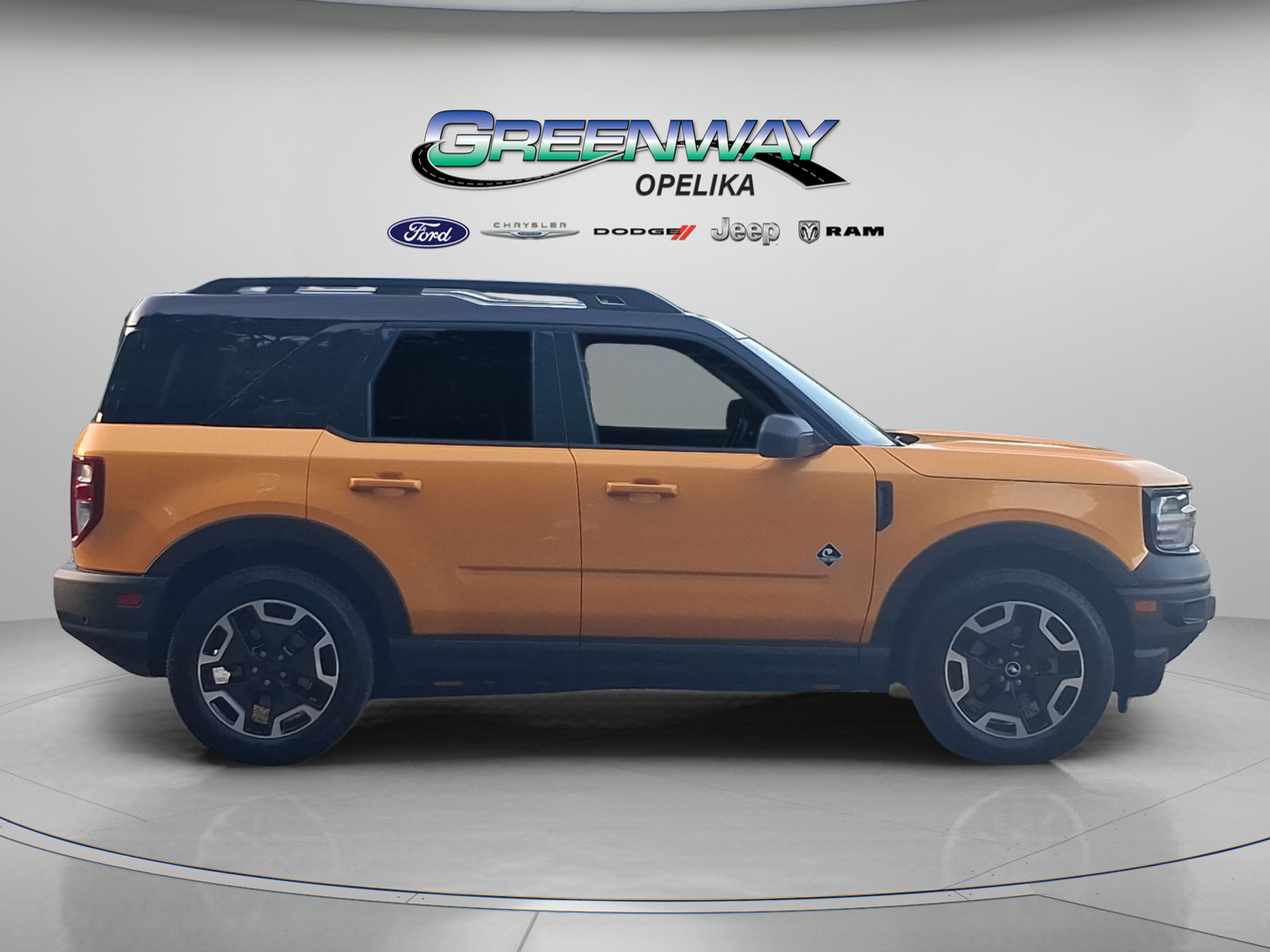 Used 2022 Ford Bronco Sport Outer Banks w/ Tech Package AWD/4WD image 7