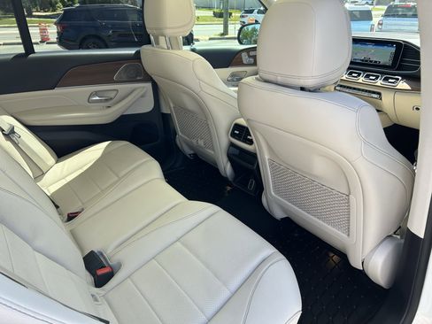 Used 2022 Mercedes-Benz GLE 350 4MATIC image 19
