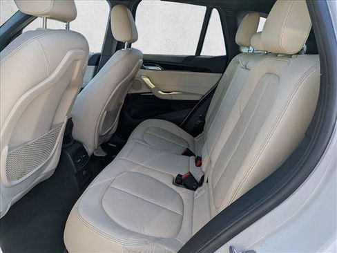 Used 2017 BMW X1 xDrive28i AWD/4WD image 19