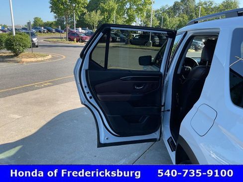Certified 2023 Honda Pilot Elite image 22