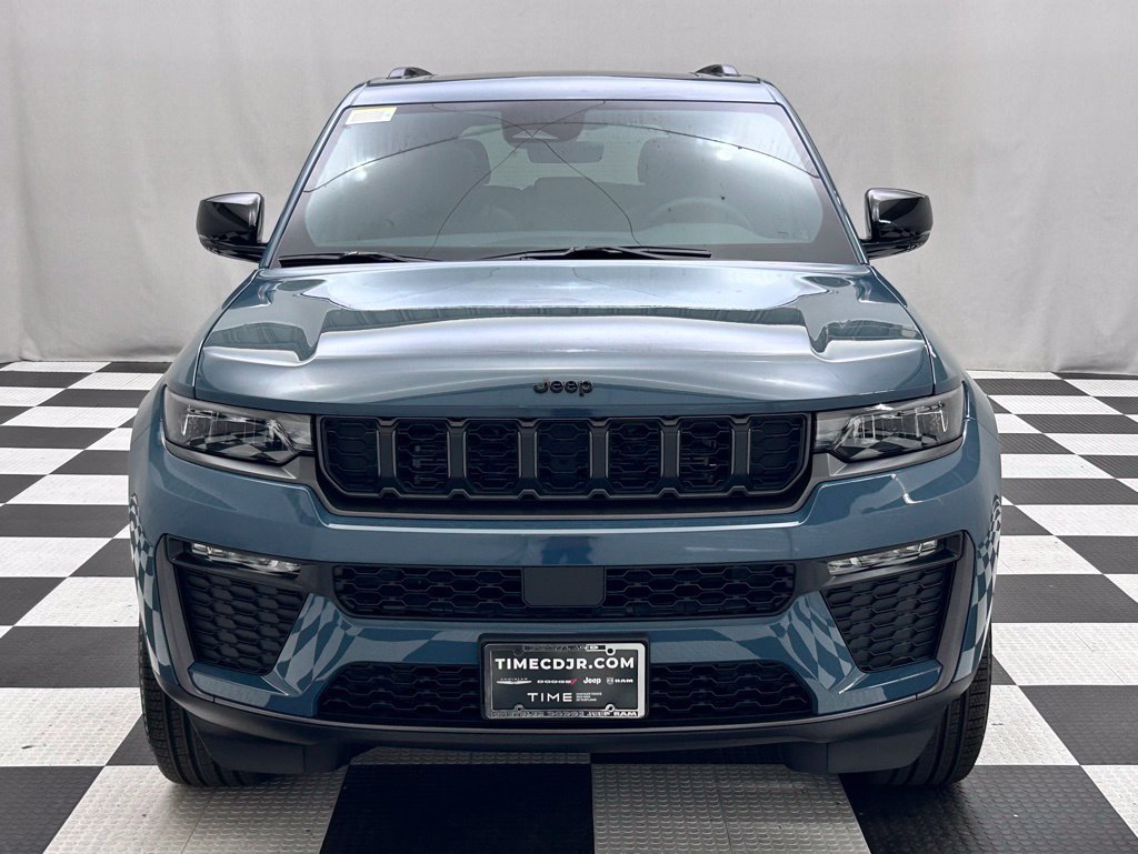New 2026 Jeep Grand Cherokee Limited w/ Limited Altitude Package AWD/4WD image 3