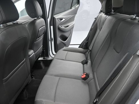 Used 2023 Buick Encore GX Preferred w/ Cold Weather Comfort Package AWD/4WD image 17