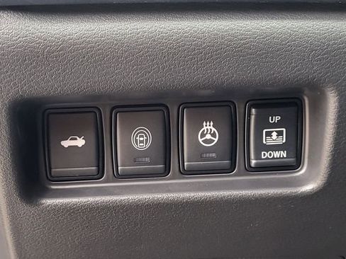 Certified 2023 Nissan Maxima Platinum w/ Sport Mat Group FWD image 9