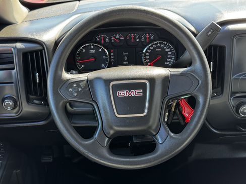 Used 2018 GMC Sierra 1500 2WD Crew Cab w/ Sierra Convenience Package image 15