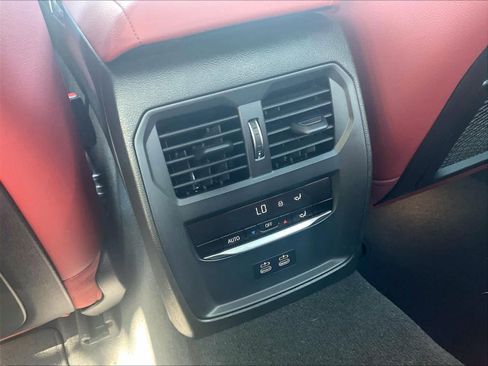 Used 2023 BMW M340i xDrive AWD/4WD image 33