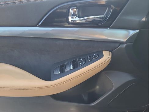 Used 2016 Nissan Maxima SR w/ Interior Lighting Package image 27