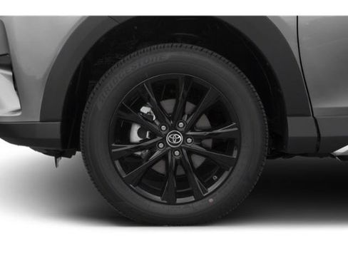 Certified 2018 Toyota RAV4 XLE AWD/4WD image 11
