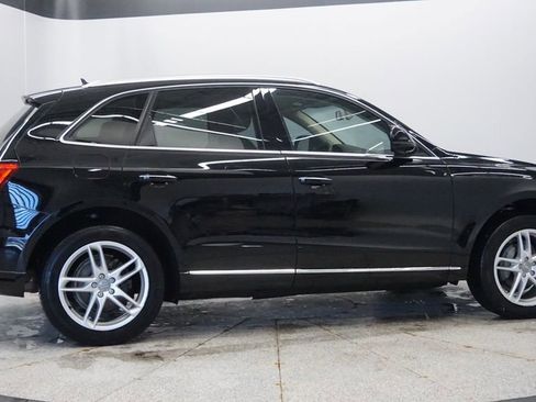Used 2017 Audi Q5 2.0T Premium image 7