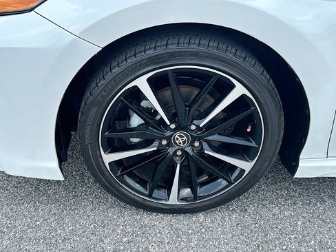 Used 2020 Toyota Camry XSE FWD image 24