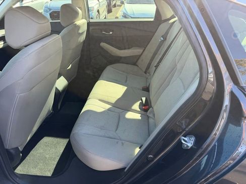 Used 2024 Honda Accord EX image 9