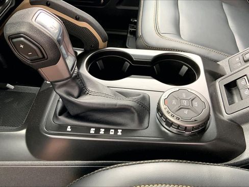 New 2026 Ford Bronco Badlands AWD/4WD image 7