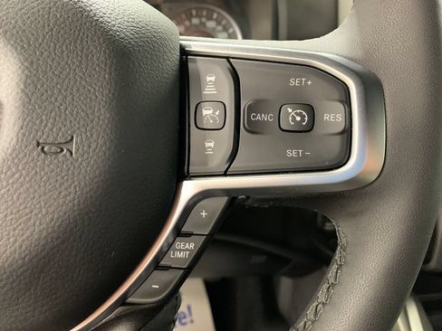Used 2025 RAM 1500 Big Horn AWD/4WD image 13