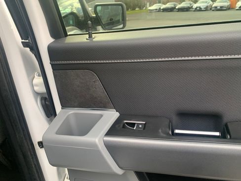 Used 2024 Ford F150 XLT w/ Mobile Office Package image 28