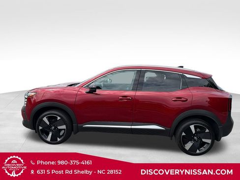 Certified 2026 Nissan Kicks SR FWD image 9