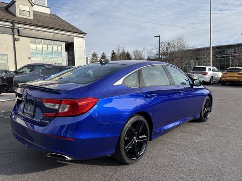 Used 2022 Honda Accord Sport image 5