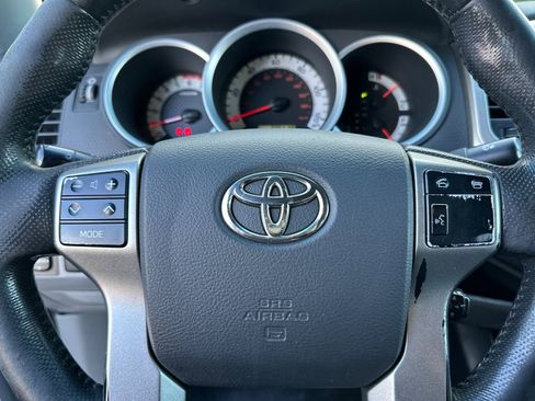 Used 2012 Toyota Tacoma 4x4 Double Cab image 24