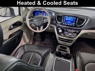 Used 2017 Chrysler Pacifica Limited w/ UConnect Theater Package FWD video 2