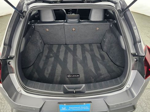 Used 2021 Lexus UX 200 w/ Accessory Package (Z2) FWD image 14