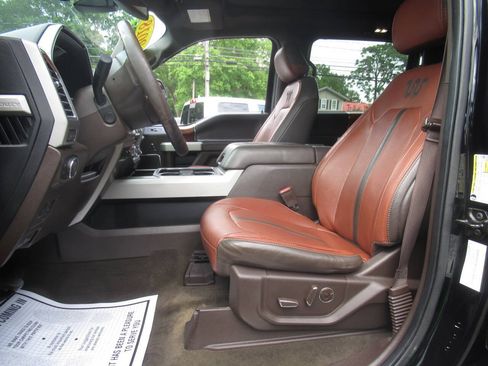 Used 2018 Ford F250 King Ranch w/ King Ranch Ultimate Package AWD/4WD image 21