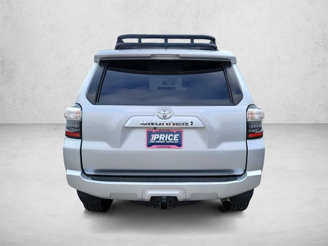 Used 2022 Toyota 4Runner SR5 AWD/4WD image 7