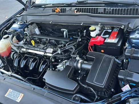 Used 2019 Ford Fusion S image 33