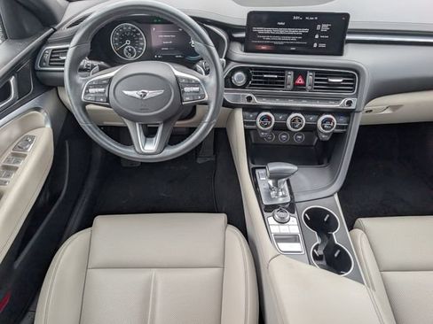 Used 2023 Genesis G70 2.0T RWD image 6