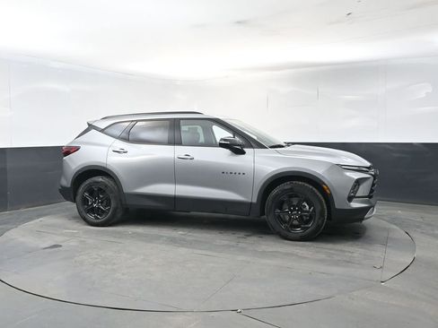Used 2023 Chevrolet Blazer LT w/ Midnight/Sport Edition AWD/4WD image 7