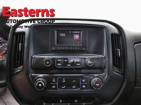 Used 2017 GMC Sierra 1500 2WD Double Cab w/ Sierra Convenience Package image 12