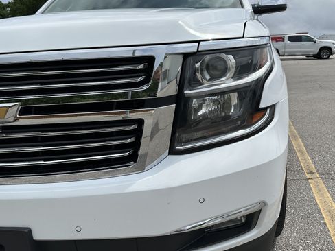 Used 2017 Chevrolet Tahoe Premier AWD/4WD image 6