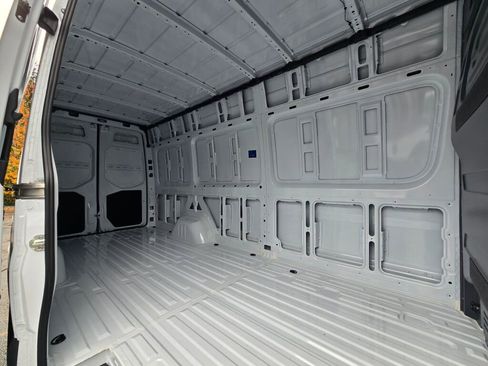 New 2026 Mercedes-Benz Sprinter 2500 image 16