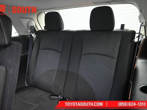 Used 2019 Dodge Journey SE FWD image 26