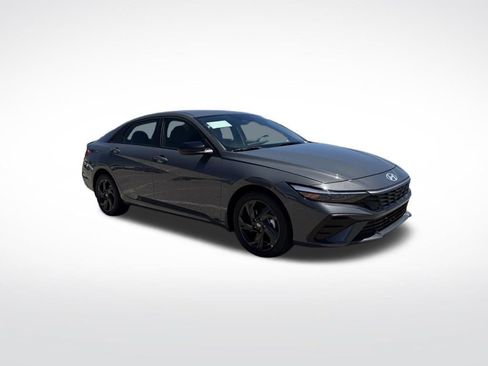 New 2026 Hyundai Elantra Sport FWD image 7