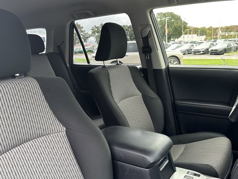 Used 2024 Toyota 4Runner SR5 image 32