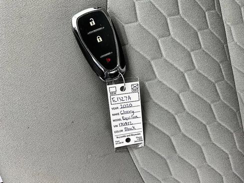 Used 2020 Chevrolet Equinox LS AWD/4WD image 41