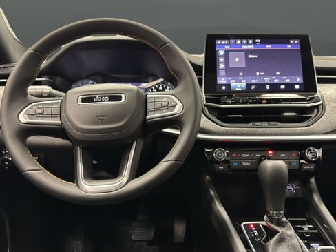 New 2026 Jeep Compass Latitude AWD/4WD image 11