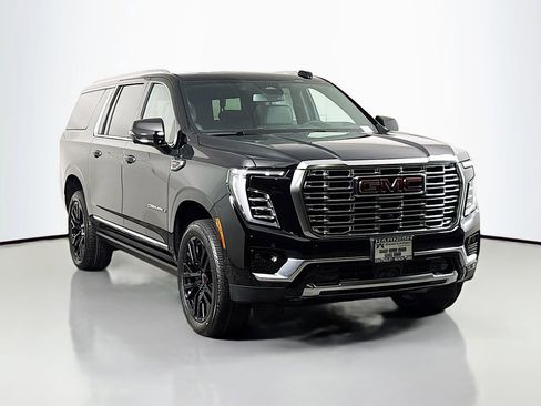 New 2026 GMC Yukon XL Denali w/ Sun & Power Step Package image 1