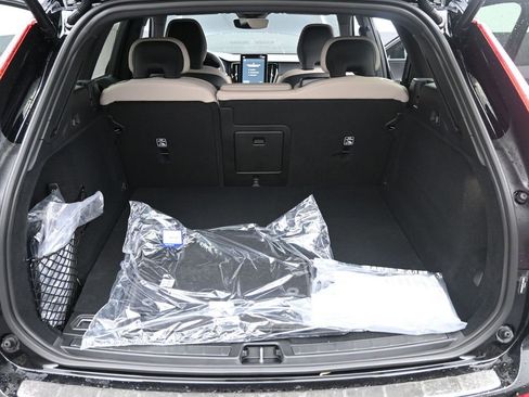 New 2026 Volvo XC60 T8 Core w/ Climate Package AWD/4WD image 19