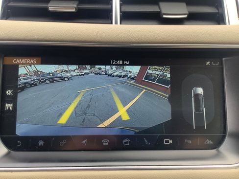 Used 2017 Land Rover Range Rover Sport HSE image 20