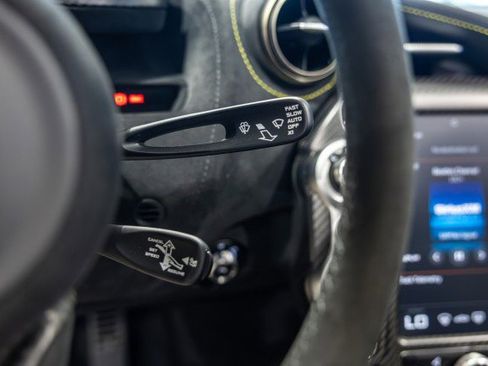 Used 2021 McLaren 720S Performance RWD image 35