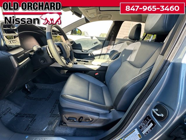 Used 2025 Lexus RZ 450e w/ Technology Package AWD/4WD image 12