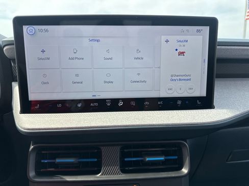 New 2025 Ford Maverick XLT w/ XLT Luxury Package image 35