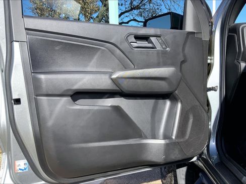 Used 2025 Chevrolet Colorado Trail Boss image 21
