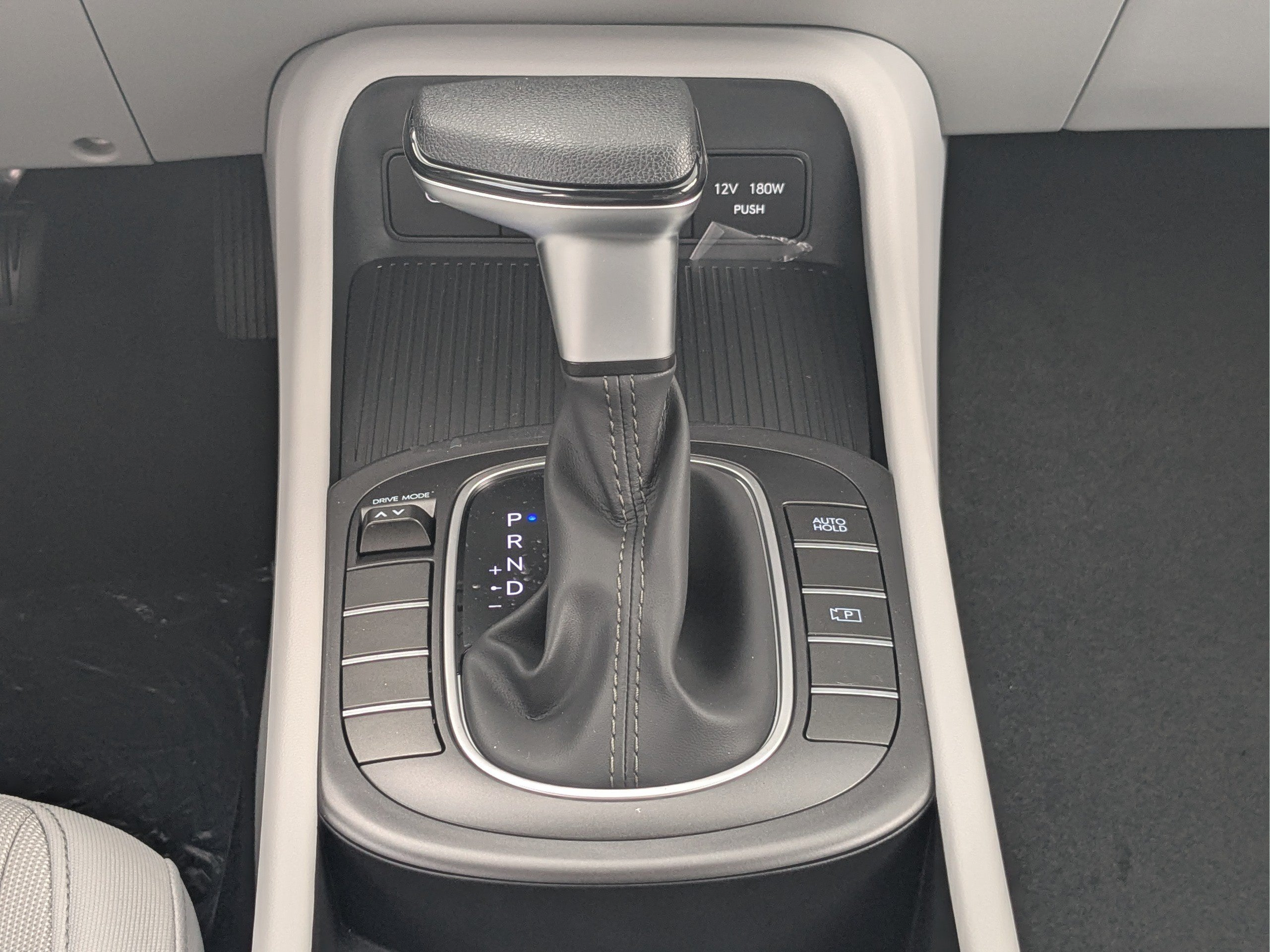 New 2027 Hyundai Kona SE FWD image 22