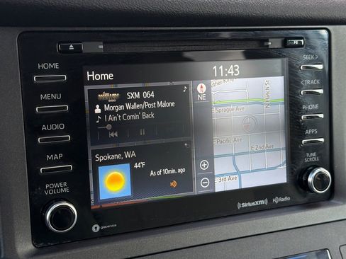 Used 2019 Toyota Sienna XLE w/ XLE Navigation Package AWD/4WD image 26