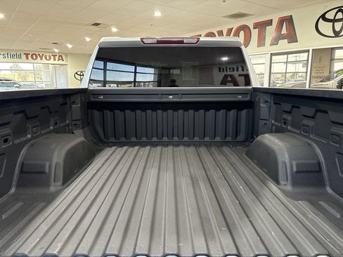Used 2021 Chevrolet Silverado 1500 RST RWD image 23