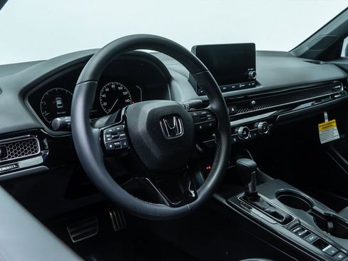 Used 2024 Honda Civic Sport image 13