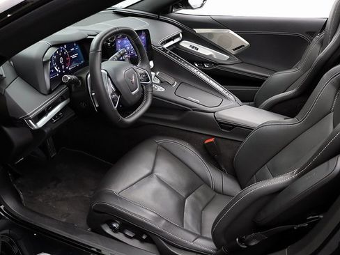 Used 2023 Chevrolet Corvette Stingray w/ Z51 Performance Package image 10