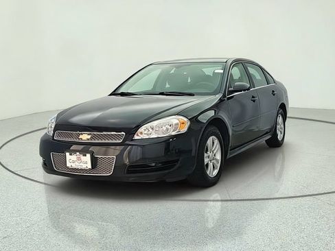Used 2016 Chevrolet Impala Limited LS FWD image 2