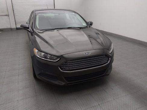 Used 2016 Ford Fusion SE FWD image 14